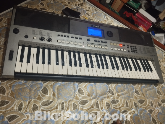 Yeamah psr e443 keyboard